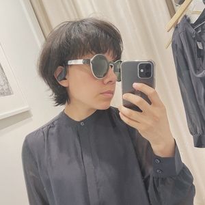 Meet your Posher, Clare